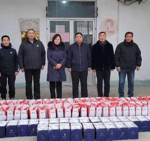 春节送温暖      “清江”展宏图---记平安街道前升村慰问活动