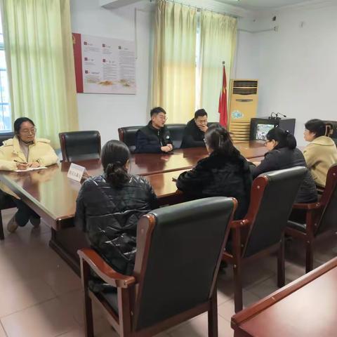 南关街道召开经济工作例会