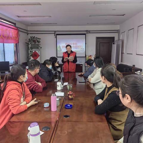 济南市市中区王官庄街道青龙山社区计生协会共赴书香之约阅读分享会