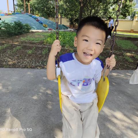 川川宝贝在蓝湾幼儿园的第二周