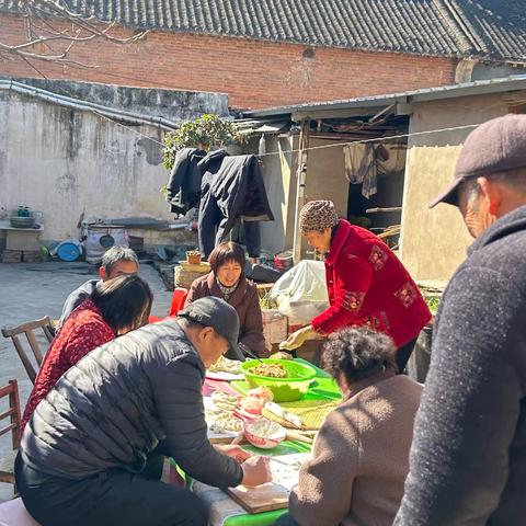 正月初六家人团聚