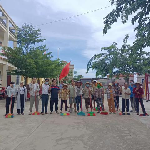 不磨村持续开展“三创”人居环境卫生整治工作