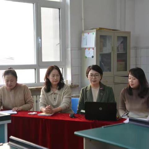 “团队教研提质 探索'三新'实践”东洲区低年数学观摩展示活动