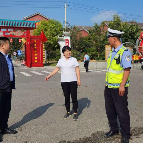 张荣荣同志检查节日期间安全生产和应急值守情况