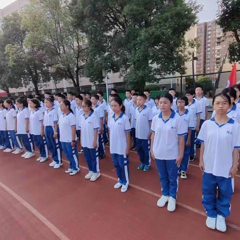 怀雅C2302班：新生“入学礼”——以军训之名，赴青春之约