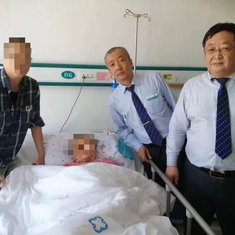 银行服务无小事，上门服务暖人心