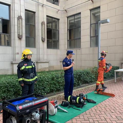 【莲湖 土门】土门街道开展防汛应急和安全生产现场演练活动