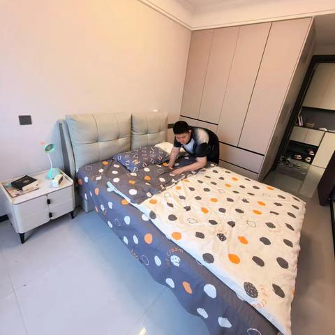 秋假里的第一次家务劳动：奎屯三小六年级学生的成长印记