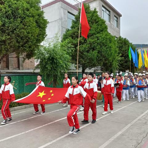 “厚植爱国情，童心永向党”—伯阳中心学校2024年庆祝“六一”国际儿童节暨主题队日活动