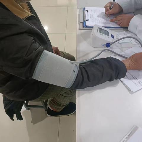 浅谈血透肾友高血压控制策略