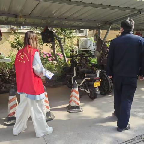 守护净土，让“罪恶之花”无处绽放——幸福里社区联合辖区民警开展禁毒、排查罂粟专项行动