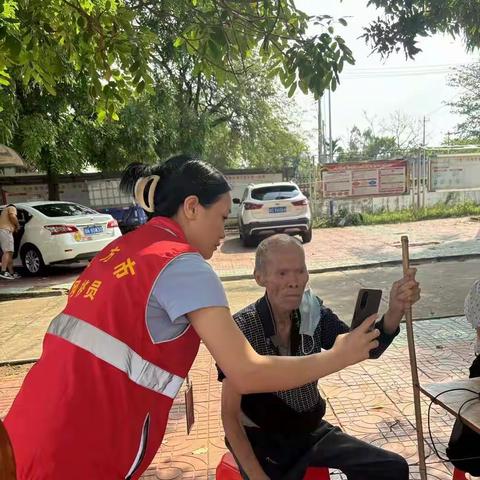 东方市大田镇网格员持续开展高龄老人服务认证工作