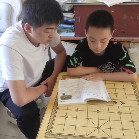 “读万卷书，行万里路”崇信县城区二小三六班——马伟祺