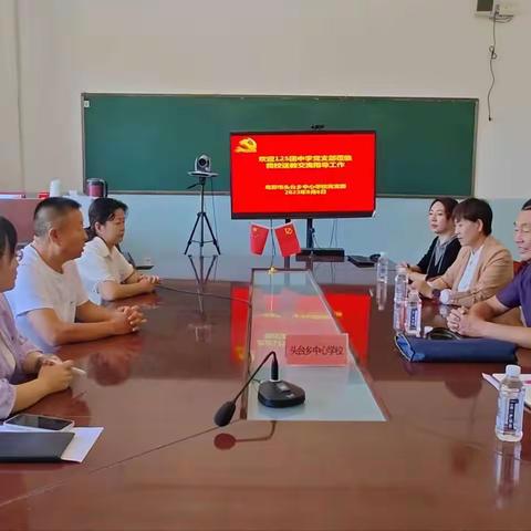 兵地教育融合     送课互助成长 ———125团中学到乌苏市头台乡中心学校开展送课交流活动