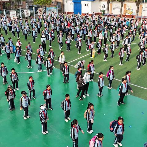 “春日远足健体魄，走进自然润心灵”——保定物探五分校徒步野鸭湖红果农场远足研学活动