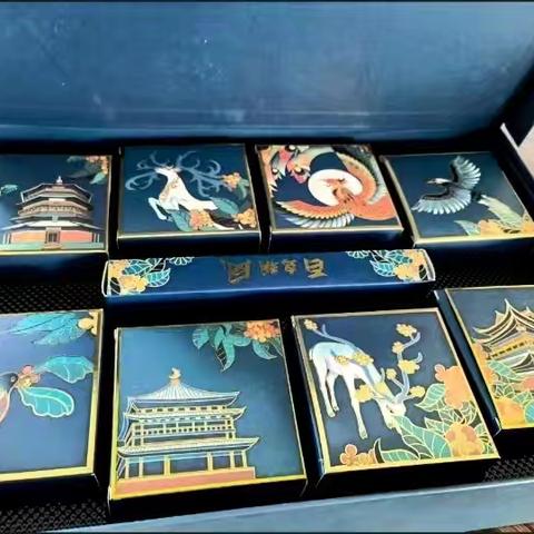 吉首市民族幼儿师范学校保育八班吴玲慧