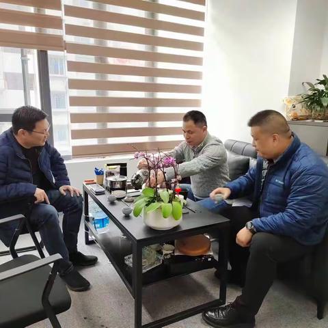 弘扬“四下基层”深化主题教育|上渡街道走访服务重点项目