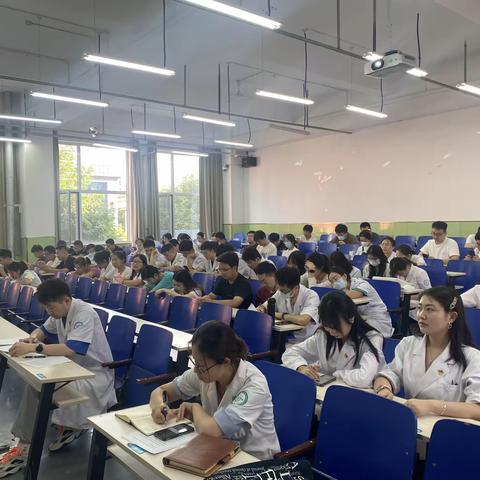 学习路上｜深入学习领会习近平新时代中国特色社会主义思想