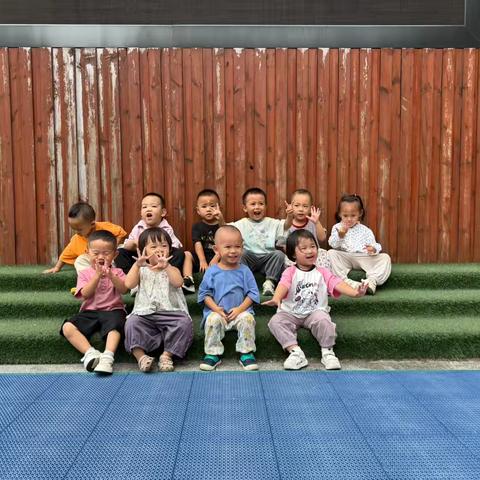 中方县第一幼儿园托一班九月总结