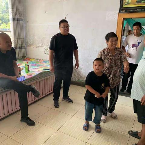 罗家屯镇积极行动，助力大学新生，逐梦扬帆起航