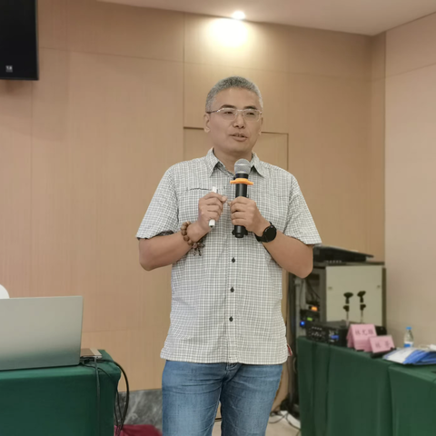 2023年海口市小学骨干教师培养对象第一阶段研修第三天活动纪实