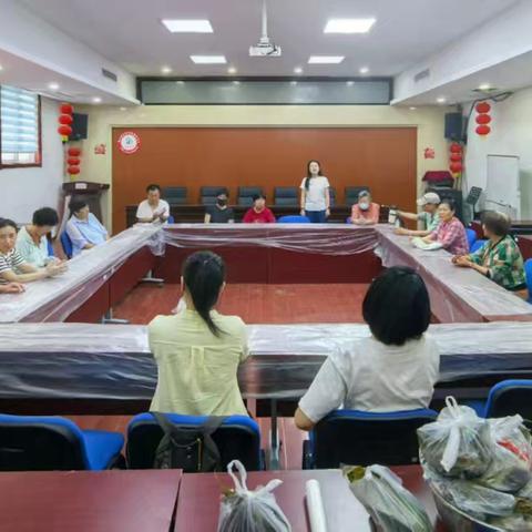 粽叶飘香传廉韵 邻里同心话清风——朝山街社区开展端午节包粽子主题活动