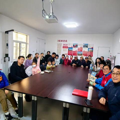 清泉涤心，书香传廉 —— 趵突泉街道趵突泉社区社区举办“代际共读话清廉”主题文化活动