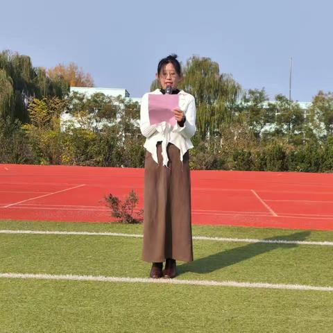 乐享运动，童心飞扬——两城镇中心幼儿园北薄分园秋季运动会