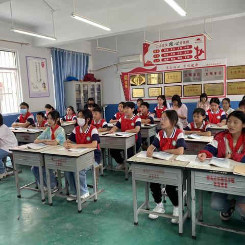 语文课堂展风采，互听互学共提升——第九小学语文组听课活动