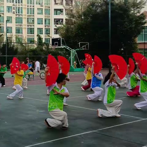 🚩暑假不放假🕺运动不停止🚴‍♀️宝岭健身服务点八月活动🚩