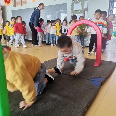 牟定县第二幼儿园小二班一周精彩回顾