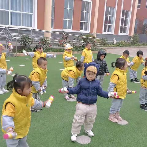 牟定县第二幼儿园 小二班11月3周精彩回顾