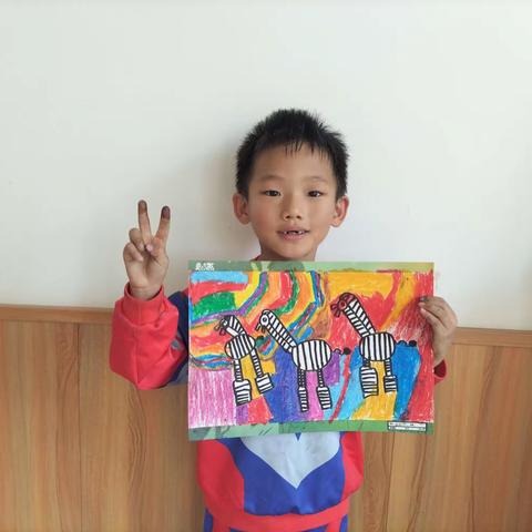 瑞绣幼儿园大八班童心童画作品展