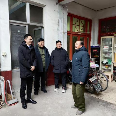 宁家埠街道政协委员联络室开展“委员有爱  服务为民”——“暖冬”行动