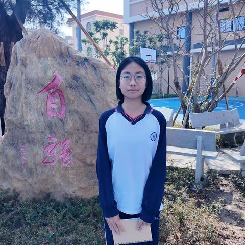 2025年东凤二中新团员风采