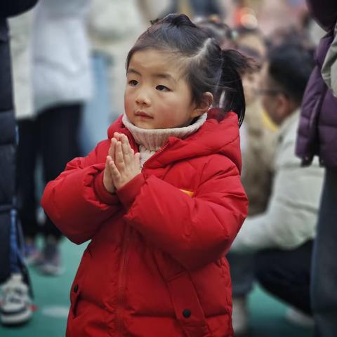 奏响丰收曲 纵享运动趣--记栾川县第二实验幼儿园庆元旦亲子趣味运动会