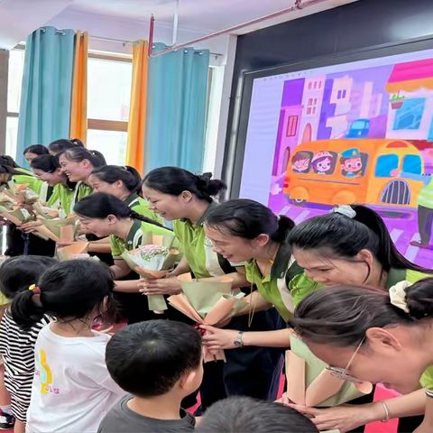 永庆社区开展“立德树人守初心 三尺讲台践使命”主题活动