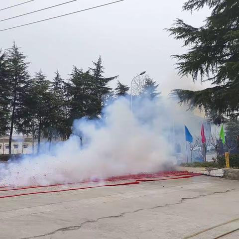 舞钢市宇龙纺织新春发车仪式