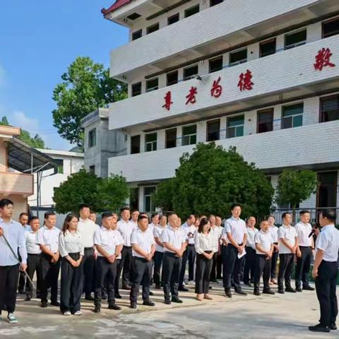 传承红色基因 弘扬优良作风 —— 色河铺镇开展 “庆七一献爱心” 主题党日活动走进敬老院