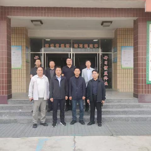 入校交流达共识，共研共思共成长——中青班提升班中心学校组入校交流活动纪实（二）