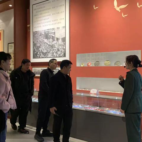 四川体产自协组织到红军第一村参观