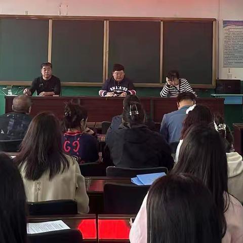 擦亮心灵之窗，告别“小眼镜”—拉哈镇第二小学近视防控工作