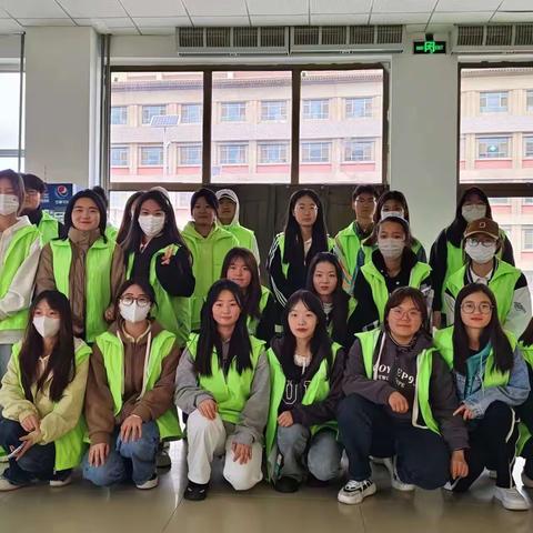 现代服务学院志愿服务活动｜“爱心进食堂，志愿暖人心”