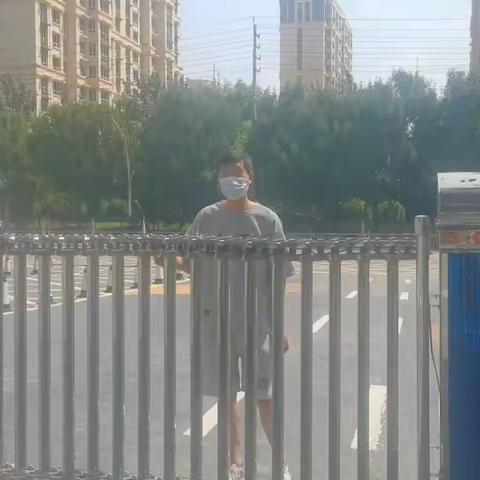 反恐防暴，安全护航----博达外国语学校防暴防恐演练