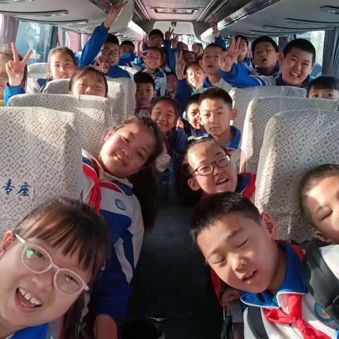 慌慌张张的简篇