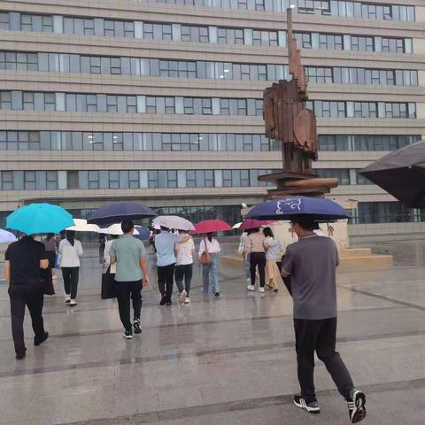 秋雨育收获   国培促成长