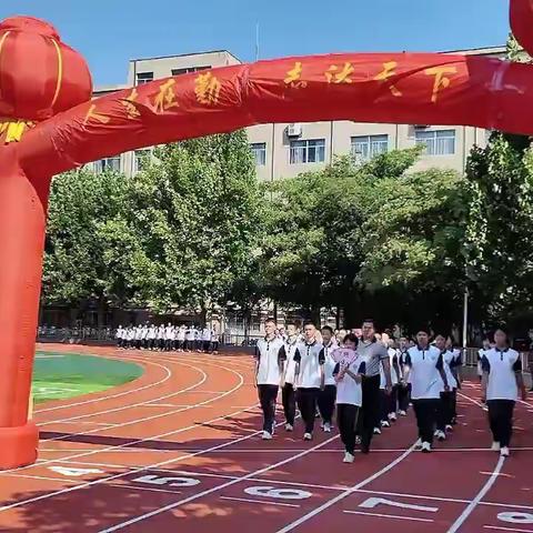 历城五中，初一新生开学季