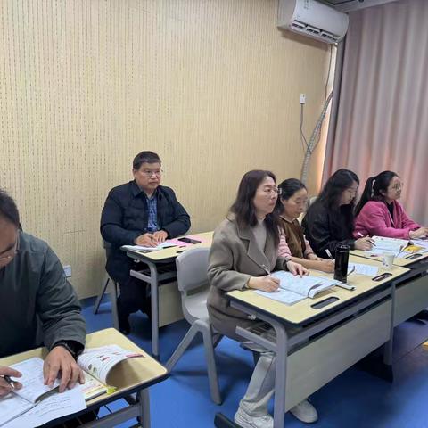 春风砺教赛技能 英韵课堂竞风采