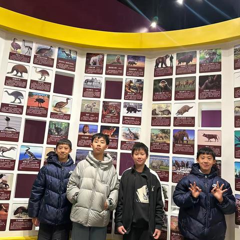 科技馆之约：一场探索未来的奇妙之旅