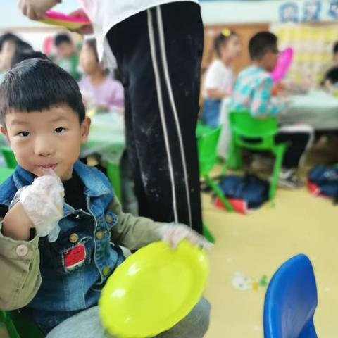 “明知不该吼孩子，脾气上来忍不住？”试试这4招简单又有效